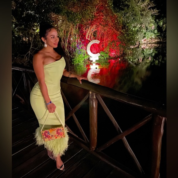 Meet your Posher, Kaori - Picture 3 of 8